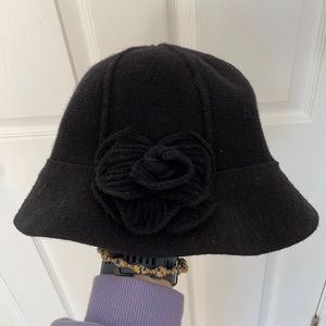 Liz Claiborne Bucket Hat